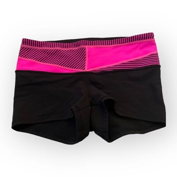 LULULEMON Retro Boogie Mid Rise Short Shorts 2" Inseam